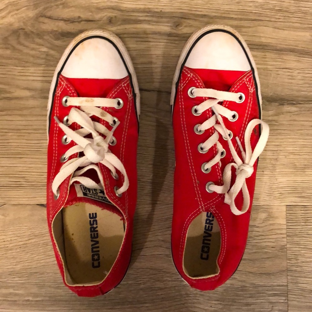 Red converse all-star low tops- women 8, men 6